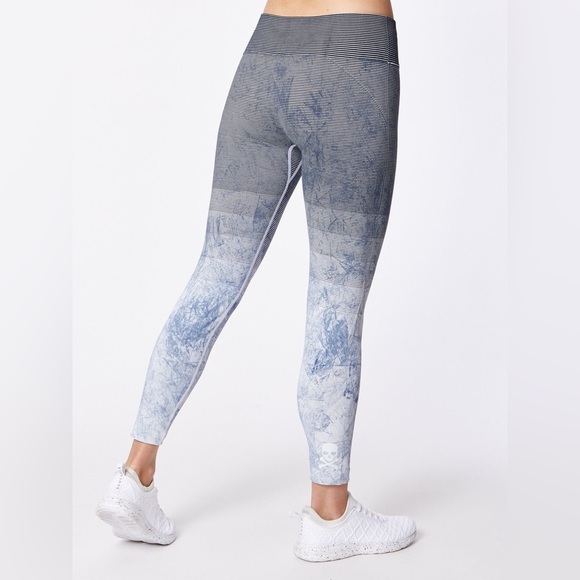 LULULEMON EBB TO TRAIN TIGHT LEGGINGS WASH TIE DYE MARBLE STRIPES NAVY BLUE NWT - Picture 12 of 12